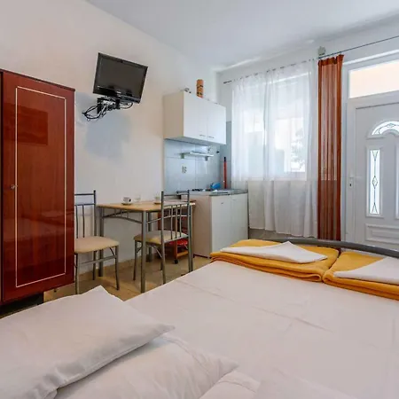 One-bedroom In Xxv Apartman *