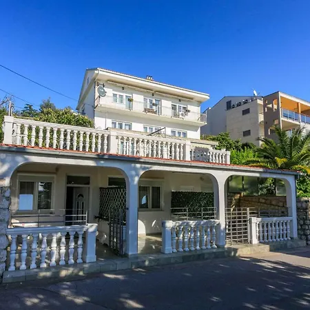 One-bedroom In Xxv * Dramalj