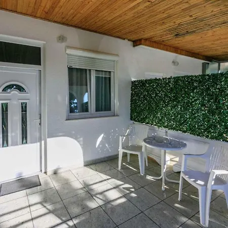 Apartment One-bedroom In Xxv Dramalj