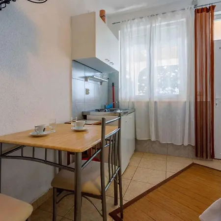 One-bedroom In Xxv Dramalj