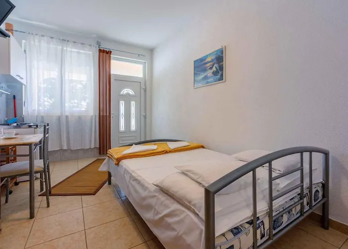 One-bedroom In Xxv